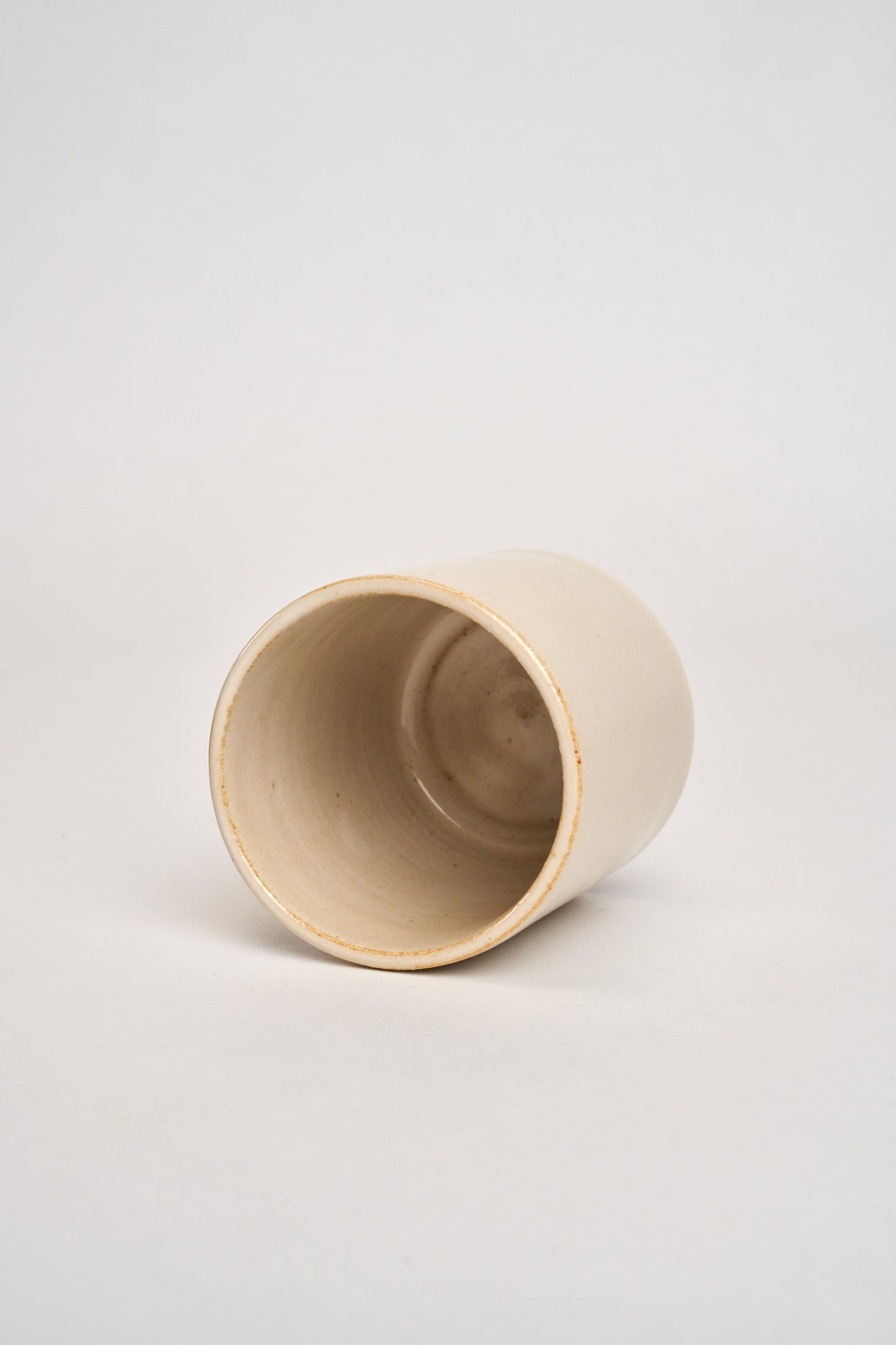 Narrow Vase (Toasted Cream)